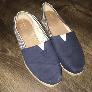 Toms nautical navy and white
